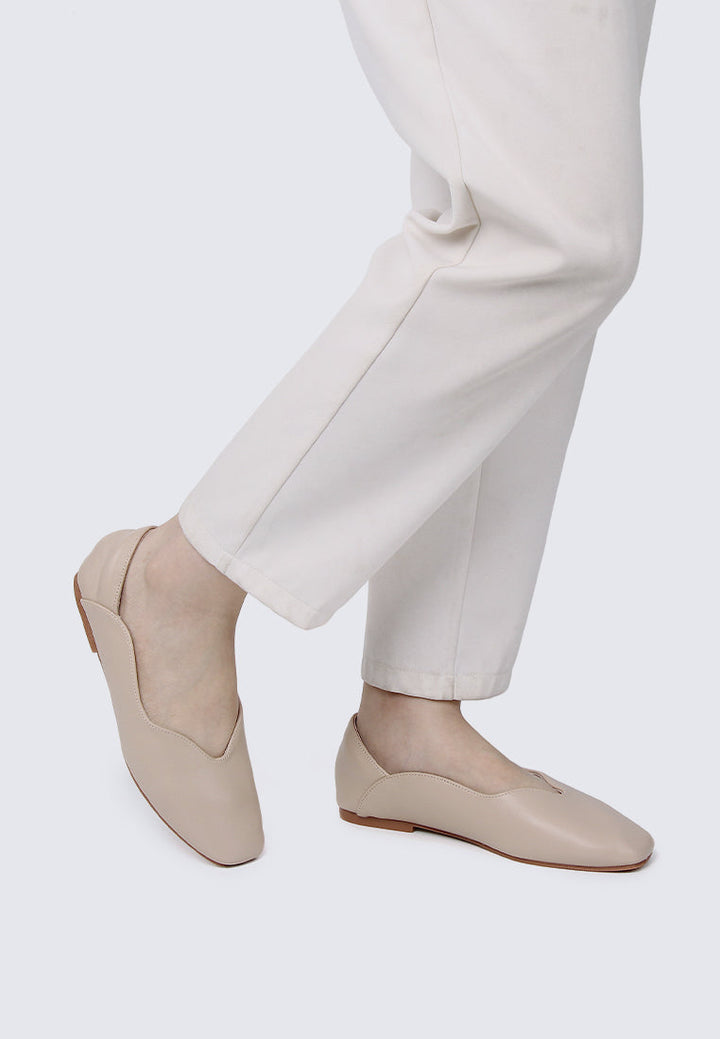 Etta Comfy Ballerina In Almond