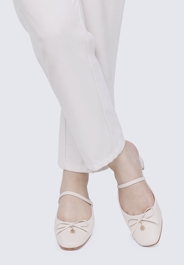 Cocoa Crème Comfy Heels In Beige