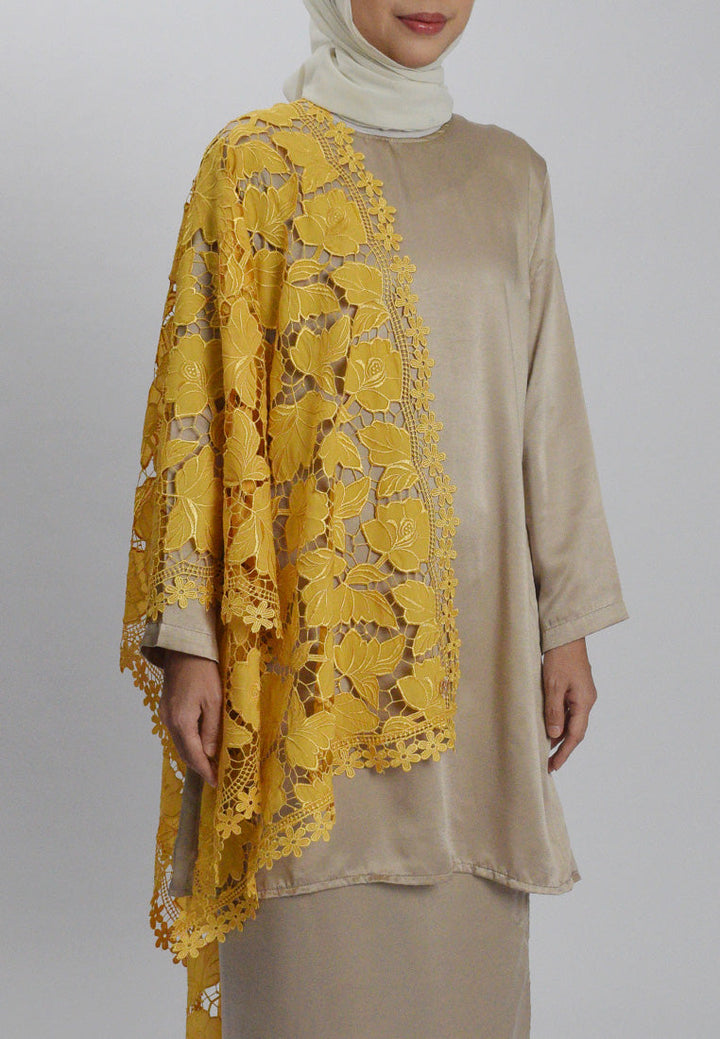 Teratai Selendang Premium Scarves In Yellow