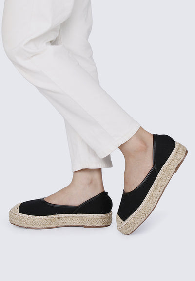 Lena Comfy Espadrilles In Black