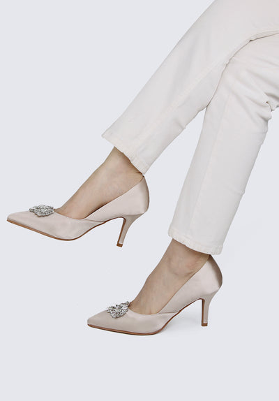 Adelyn Comfy Pumps In Champagne