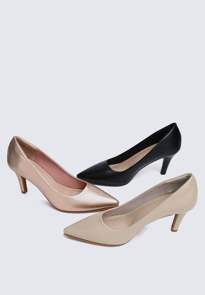 Ashley Comfy Pumps In Almond